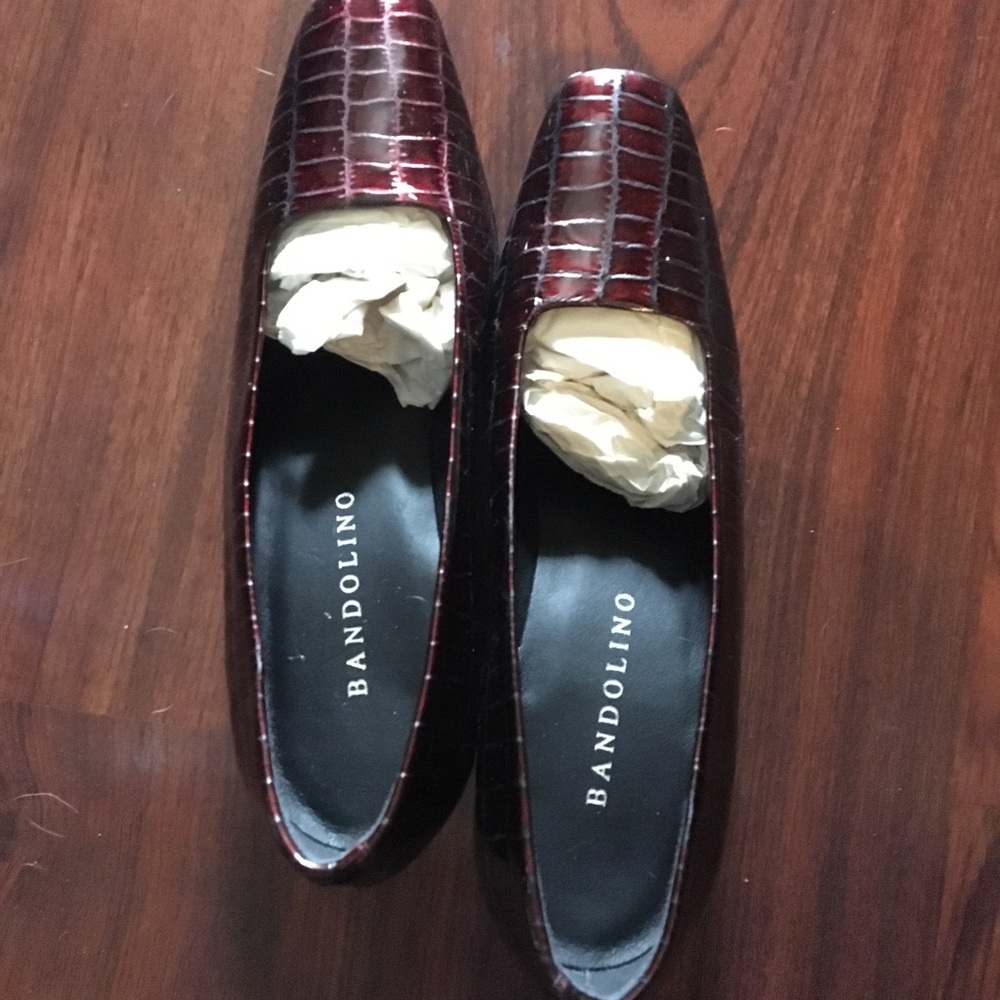 Lightly used bandolino shoes